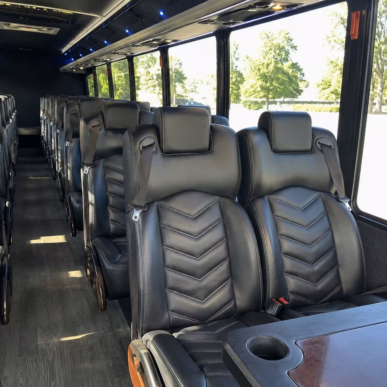 reno 30 passenger minibus rental